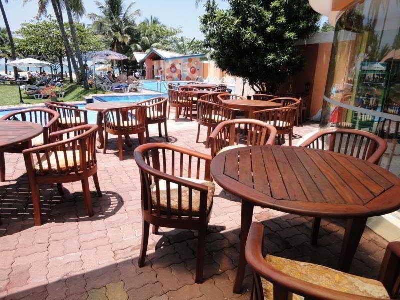 Paradise Beach Hotel Negombo Exterior photo